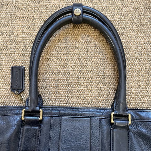 COACH Black genuine leather tote bag - Picture 8 of 11